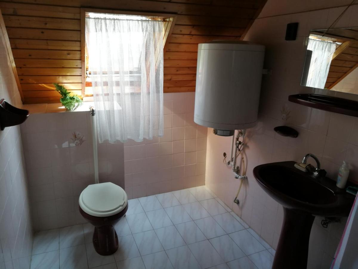 Holiday House Retro Szantod Luaran gambar